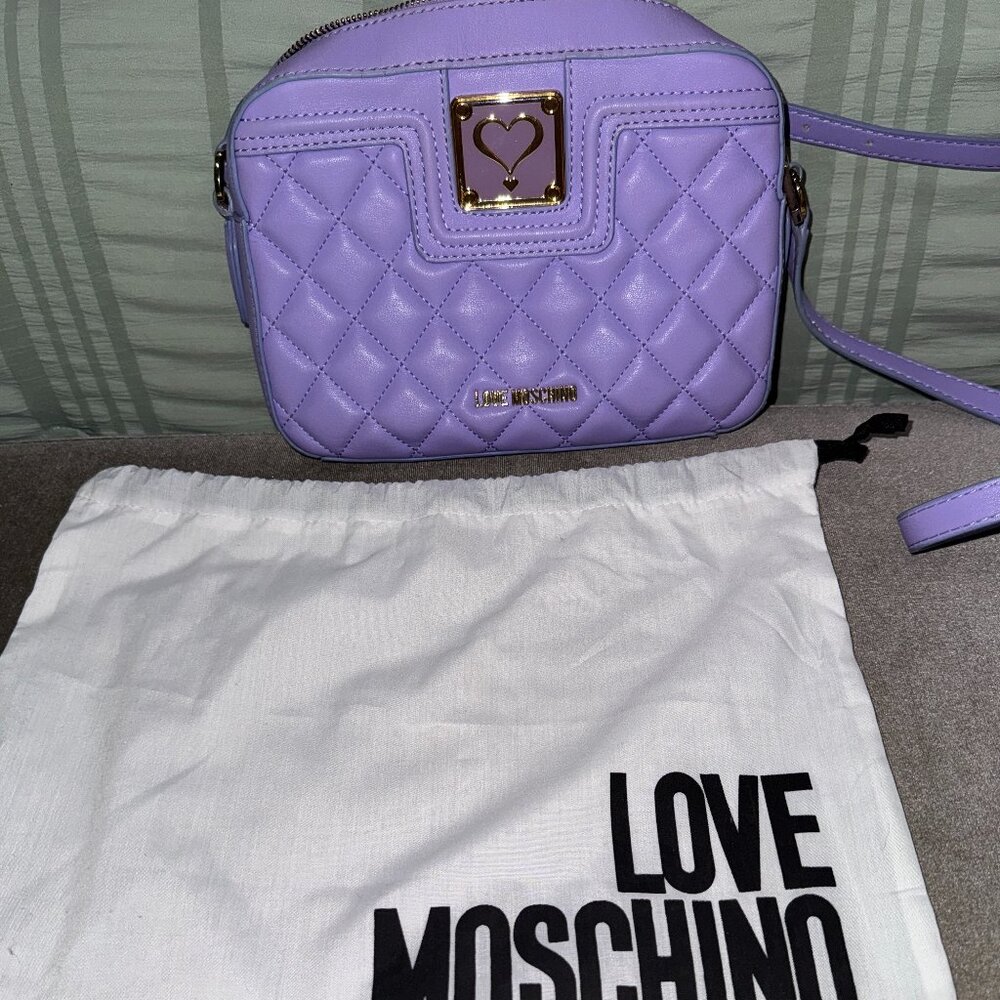 LOVE MOSCHINO LILAC CROSSBODY PURSE